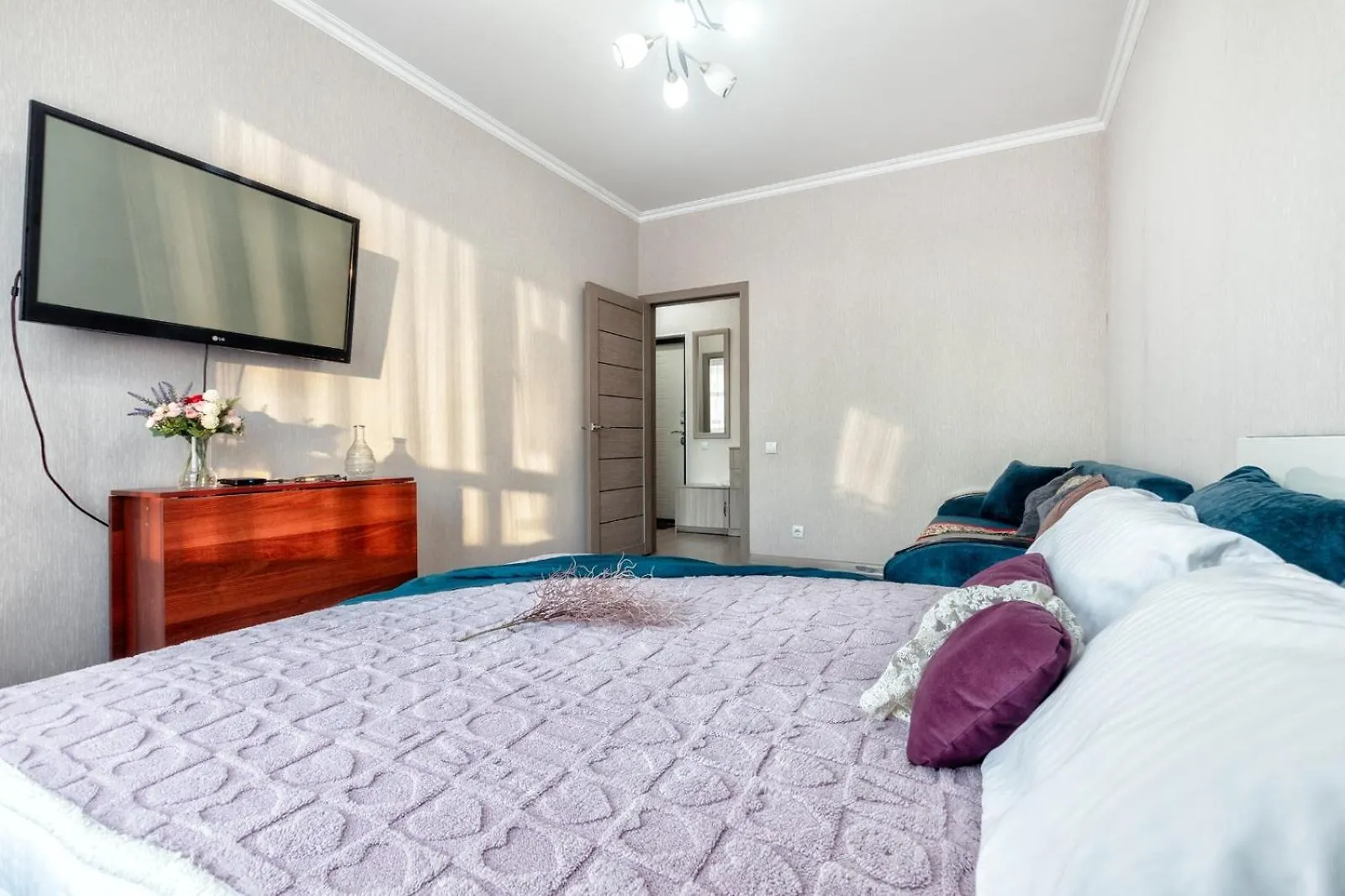 Теплое Уютное Гнездо Apartment Nur-Sultan  Nur-Sultan (Astana)